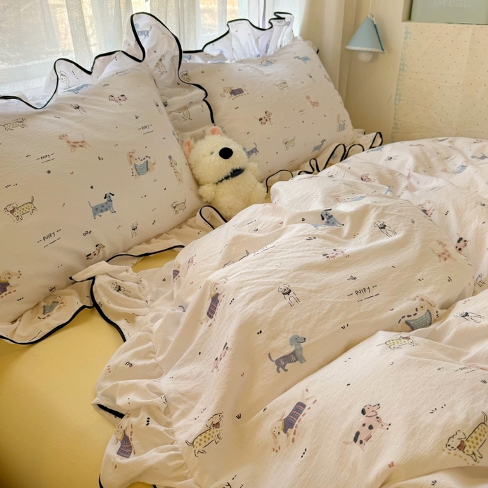 91家纺网 家纺一手货源 找家纺 繁花家居 2025新款学生季韩式云感针织棉大花边木耳边四件套 汪汪乐园