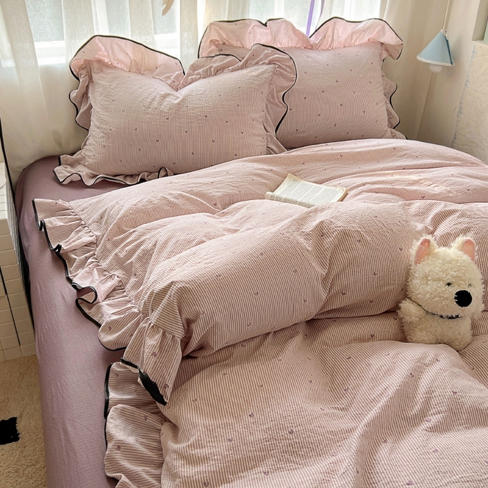 91家纺网 家纺一手货源 找家纺 繁花家居 2025新款学生季韩式云感针织棉大花边木耳边四件套 一见倾心