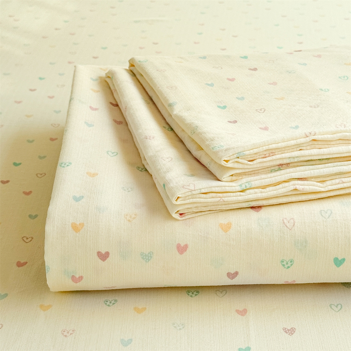 91家纺网 家纺一手货源 找家纺 多品家纺 2025新款超柔云感双层纱单床单 床单单件 心动