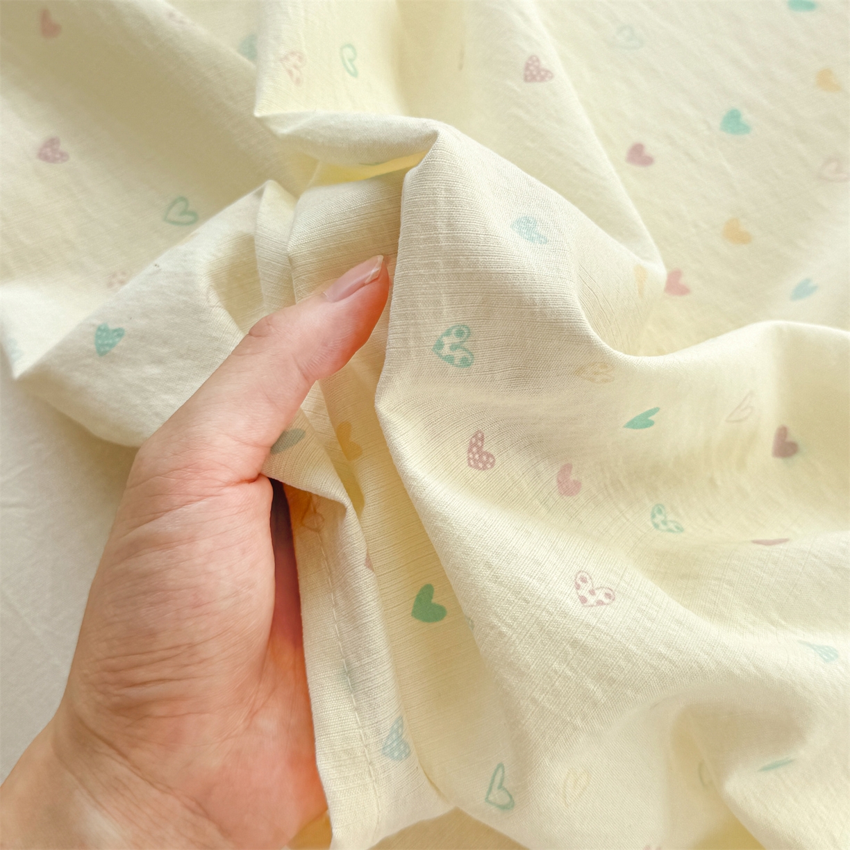 91家纺网 家纺一手货源 找家纺 多品家纺 2025新款超柔云感双层纱单床单 床单单件 心动