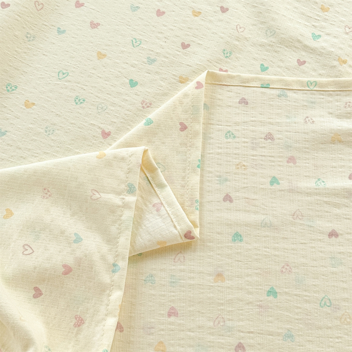 91家纺网 家纺一手货源 找家纺 多品家纺 2025新款超柔云感双层纱单床单 床单单件 心动