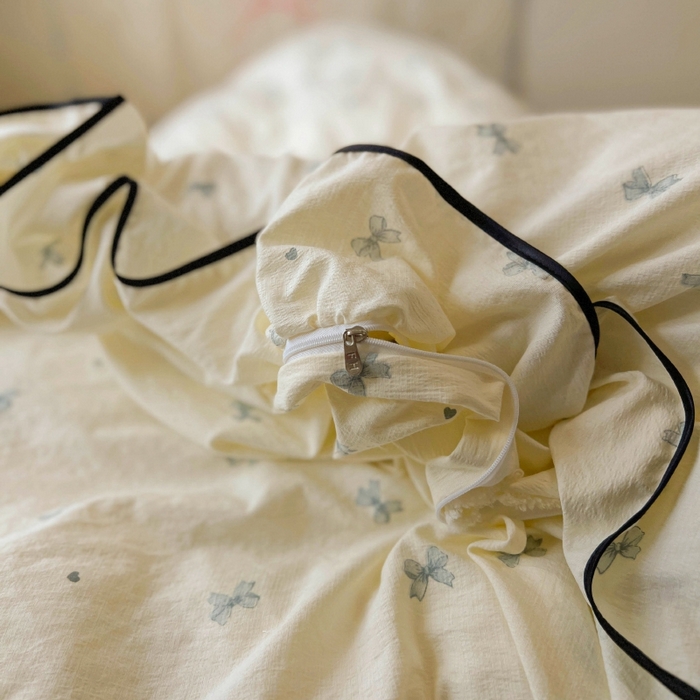 91家纺网 家纺一手货源 找家纺 繁花家居 2025新款学生季韩式云感针织棉大花边木耳边四件套 芝士少女心结