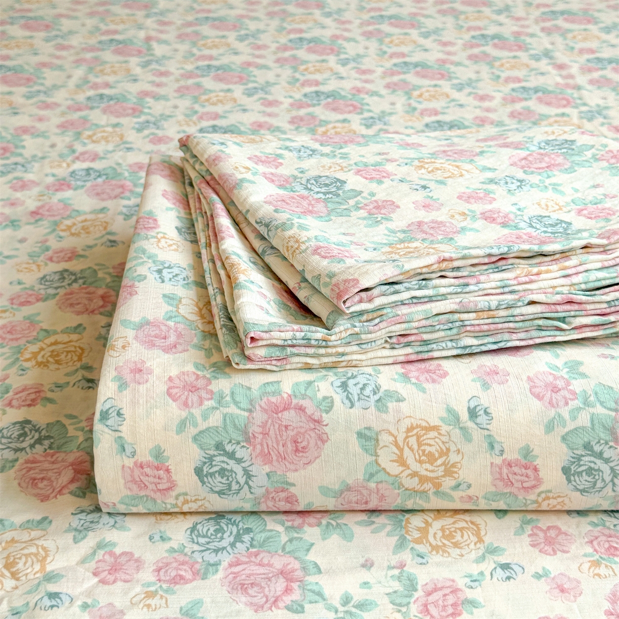 91家纺网 家纺一手货源 找家纺 多品家纺 2025新款超柔云感双层纱单床单 床单单件 幽香