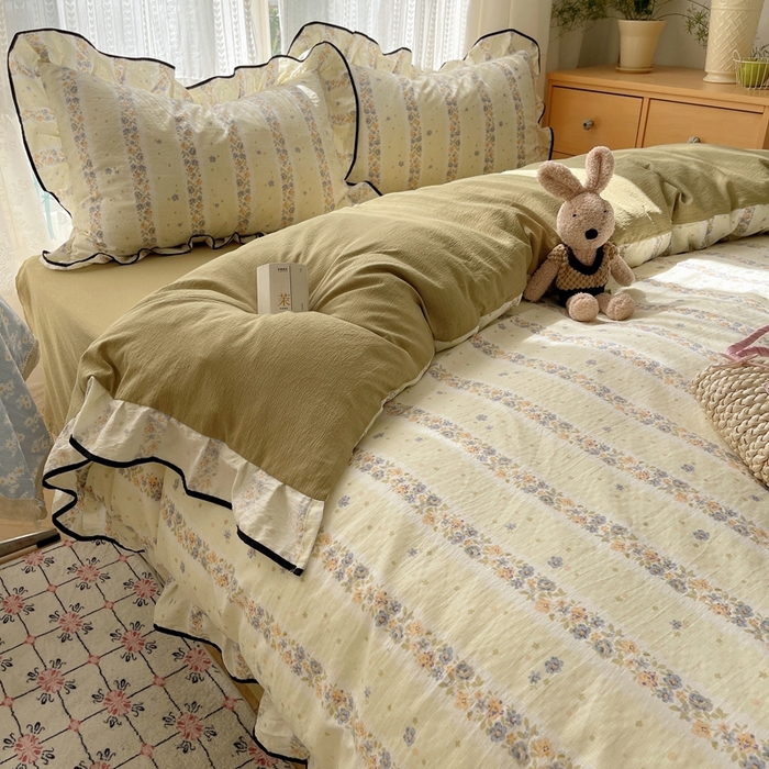 91家纺网 家纺一手货源 找家纺 繁花家居 2025新款学生季韩式云感针织棉大花边木耳边四件套 只此青绿