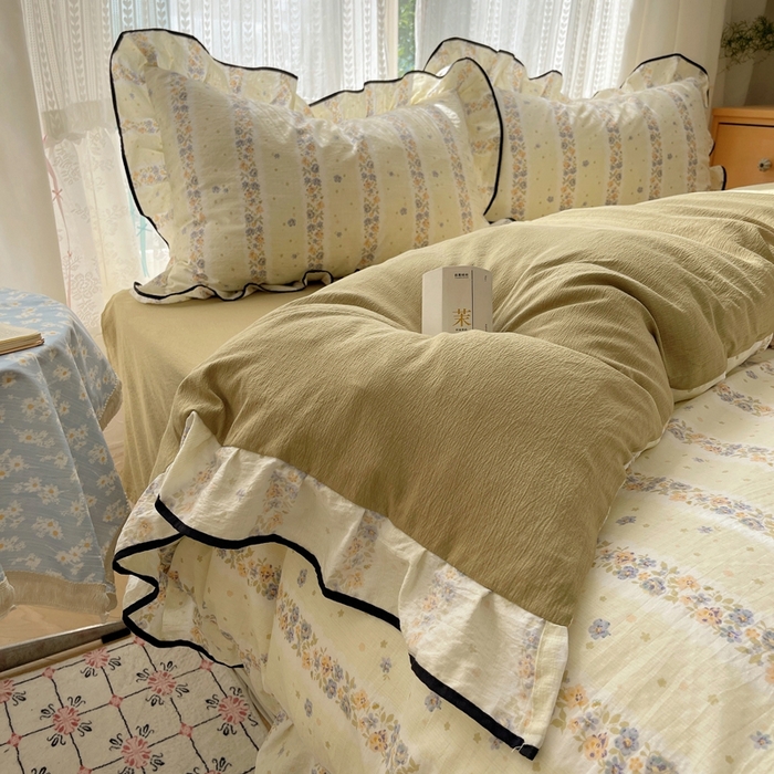 91家纺网 家纺一手货源 找家纺 繁花家居 2025新款学生季韩式云感针织棉大花边木耳边四件套 只此青绿