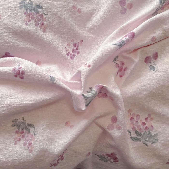 91家纺网 家纺一手货源 找家纺 繁花家居 2025新款学生季韩式云感针织棉大花边木耳边四件套 紫色葡萄