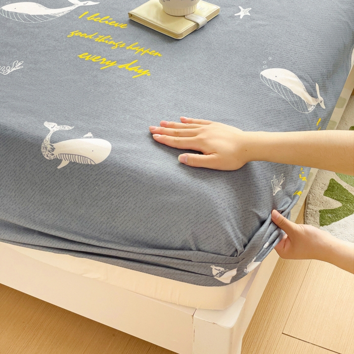 91家纺网 家纺一手货源 找家纺 文黛家居 2025新款时尚印花亲肤床笠单床笠 蓝鲸