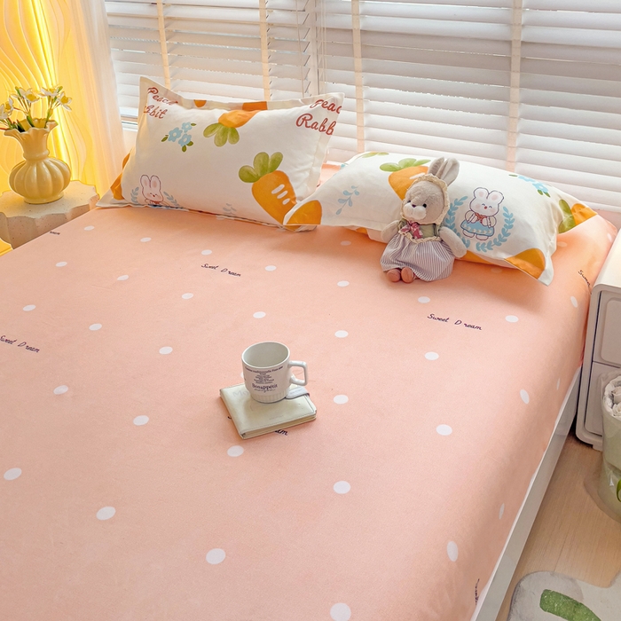 91家纺网 家纺一手货源 找家纺 文黛家居 2025新款时尚印花亲肤床笠单床笠 萝卜-玉