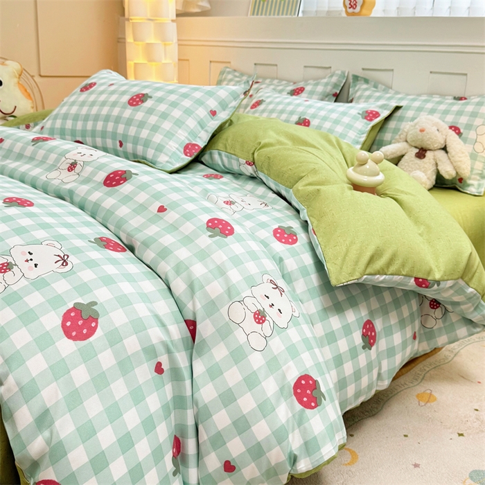 91家纺网 家纺一手货源 找家纺 佑泽家纺 2025活性印花芦荟棉四件套 格子熊-绿