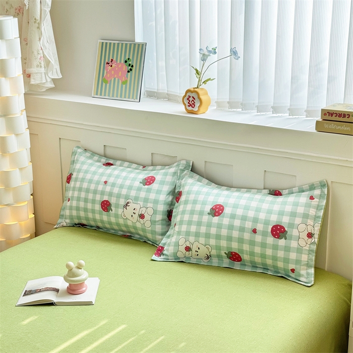 91家纺网 家纺一手货源 找家纺 佑泽家纺 2025活性印花芦荟棉四件套 格子熊-绿