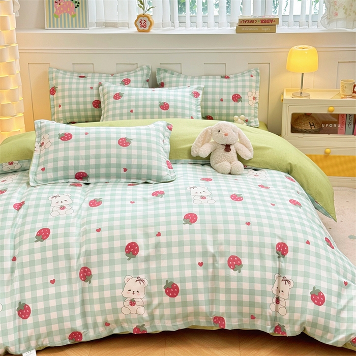 91家纺网 家纺一手货源 找家纺 佑泽家纺 2025活性印花芦荟棉四件套 格子熊-绿