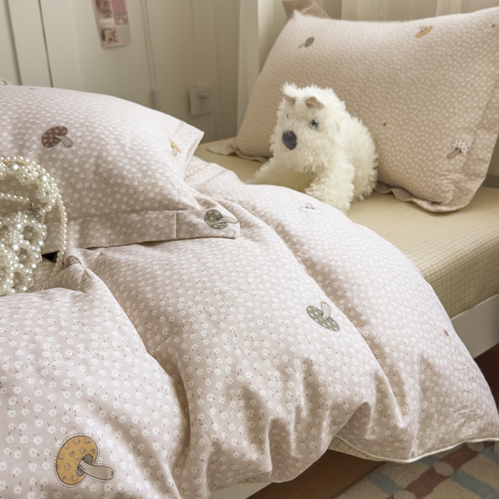 91家纺网 家纺一手货源 找家纺 帕拉美拉 2025新款多功能夏被款被套学生上下铺宿舍三件套被芯六件套菇菇物语-粉