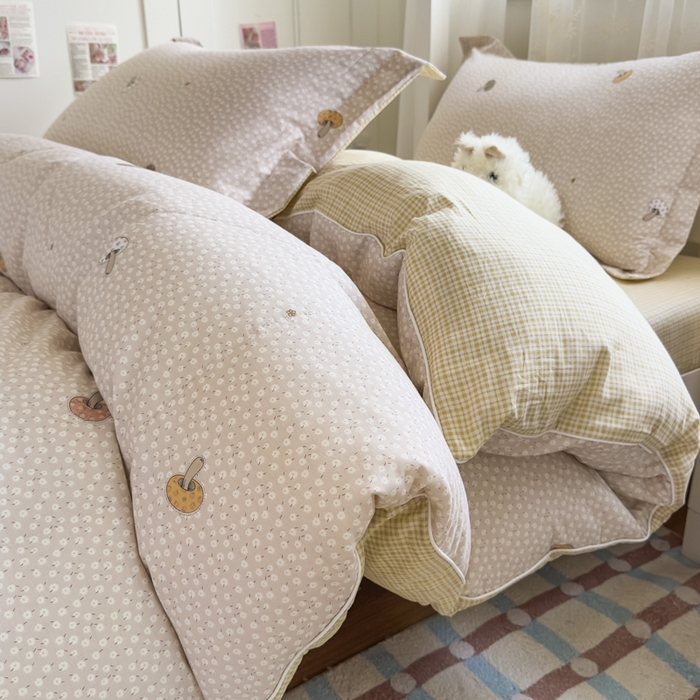 91家纺网 家纺一手货源 找家纺 帕拉美拉 2025新款多功能夏被款被套学生上下铺宿舍三件套被芯六件套菇菇物语-粉