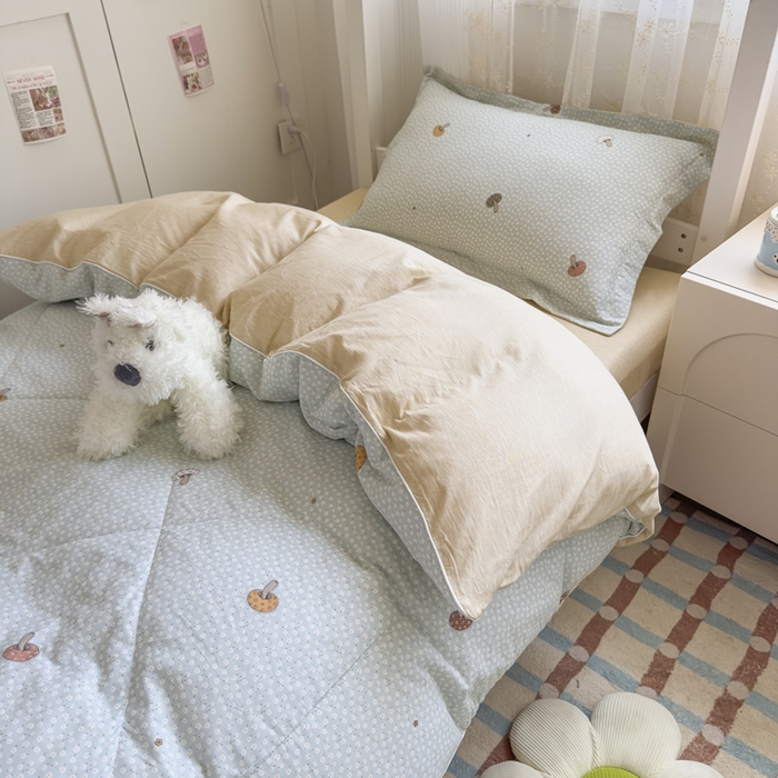 91家纺网 家纺一手货源 找家纺 帕拉美拉 2025新款多功能夏被款被套学生上下铺宿舍三件套被芯六件套菇菇物语-绿