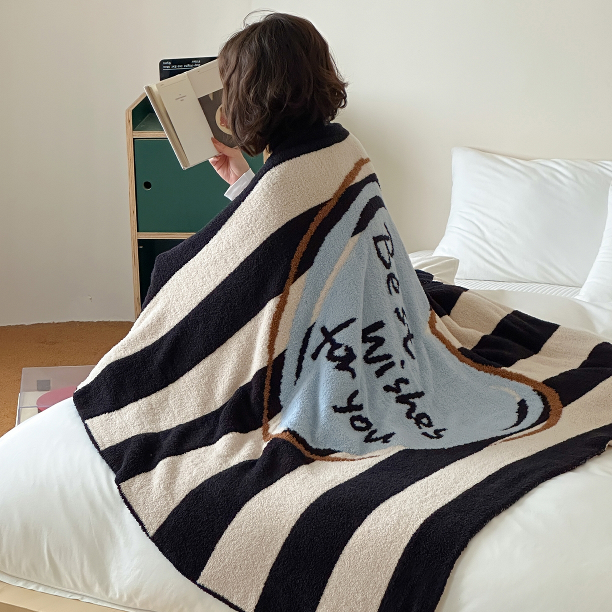 RYB红黄兰 2025新款设计师原创多功能针织半边绒毛毯午休毯盖毯加厚毯子毛毯毯子 可露丽爱心