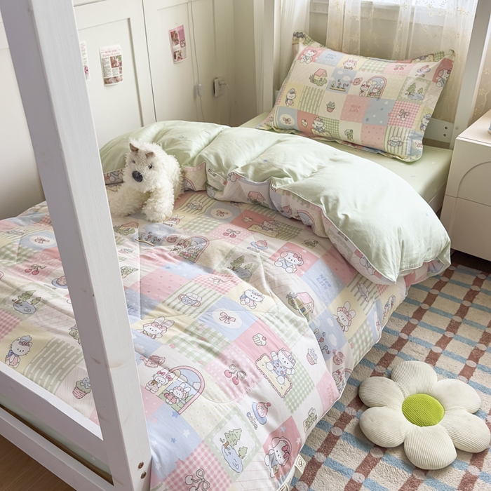 91家纺网 家纺一手货源 找家纺 帕拉美拉 2025新款多功能夏被款被套学生上下铺宿舍三件套被芯六件套蜜罐小镇