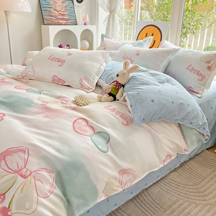 91家纺网 家纺一手货源 找家纺 文黛家居 2025新款植物羊绒小版花四件套 爱心蝴蝶结