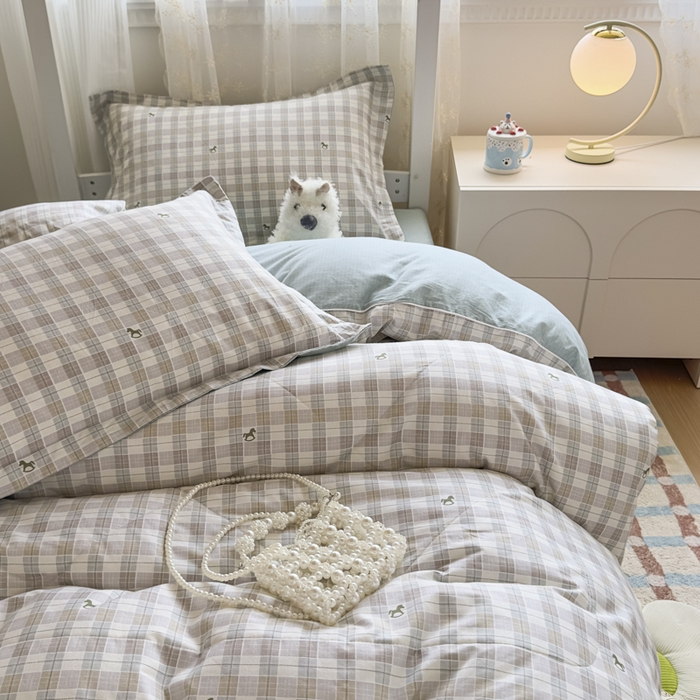 91家纺网 家纺一手货源 找家纺 帕拉美拉 2025新款多功能夏被款被套学生上下铺宿舍三件套被芯六件套童年时光-咖