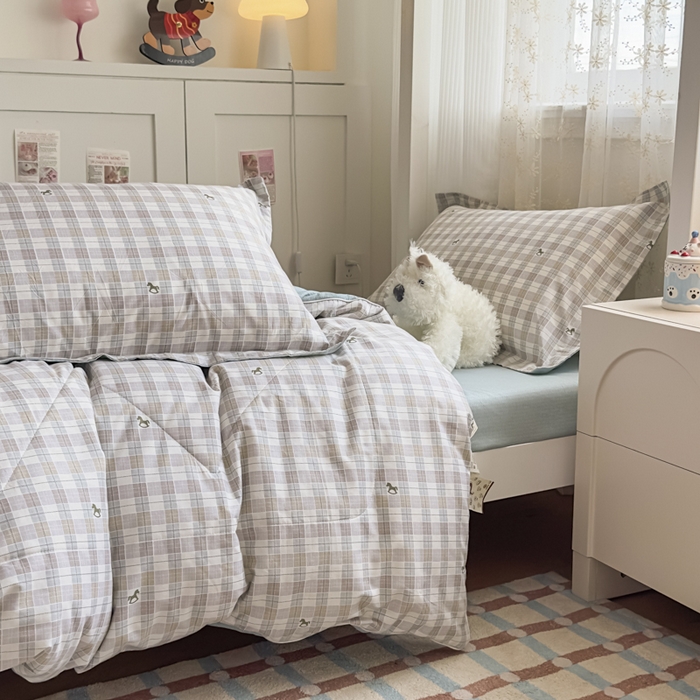 91家纺网 家纺一手货源 找家纺 帕拉美拉 2025新款多功能夏被款被套学生上下铺宿舍三件套被芯六件套童年时光-咖