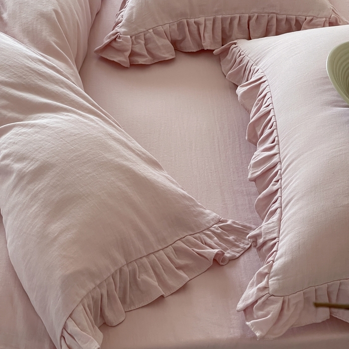 91家纺网 家纺一手货源 找家纺 三味舒屋2025新款花边美学-全棉双层纱四件套 粉茶花