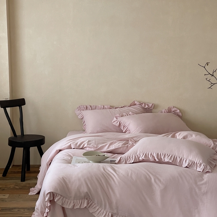 91家纺网 家纺一手货源 找家纺 三味舒屋2025新款花边美学-全棉双层纱四件套 粉茶花