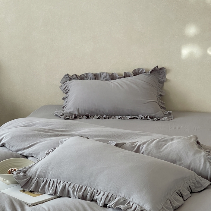 91家纺网 家纺一手货源 找家纺 三味舒屋2025新款花边美学-全棉双层纱四件套 浅花灰