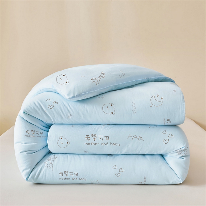 91家纺网 家纺一手货源 找家纺 易博家纺 2025新款水洗棉印花被 童梦小熊-蓝