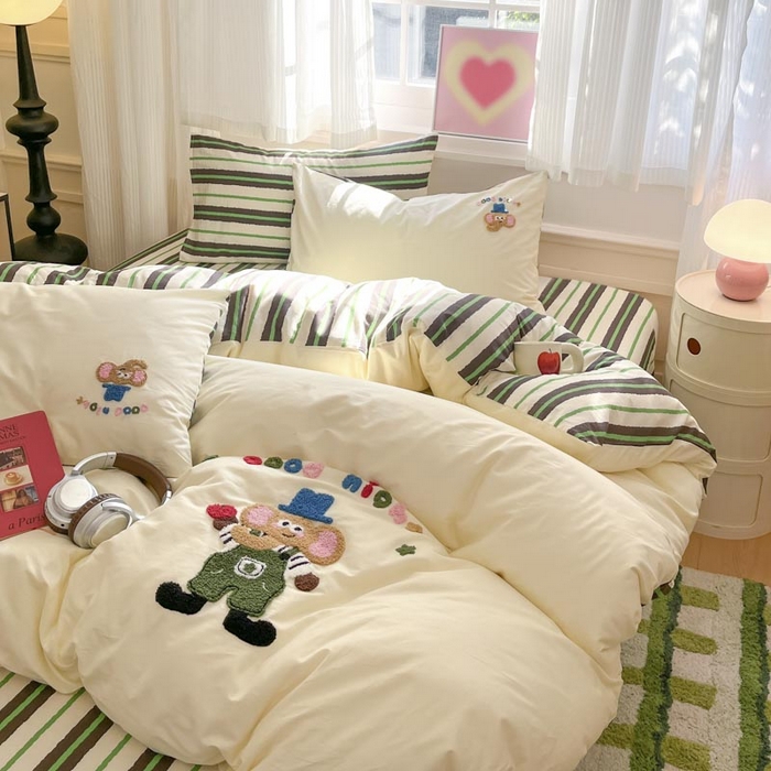 91家纺网 家纺一手货源 找家纺 泽西家纺+V17798841158发大图 2025新品全棉毛巾绣多巴胺条纹纯棉四件套三件套 小象贝格-米黄