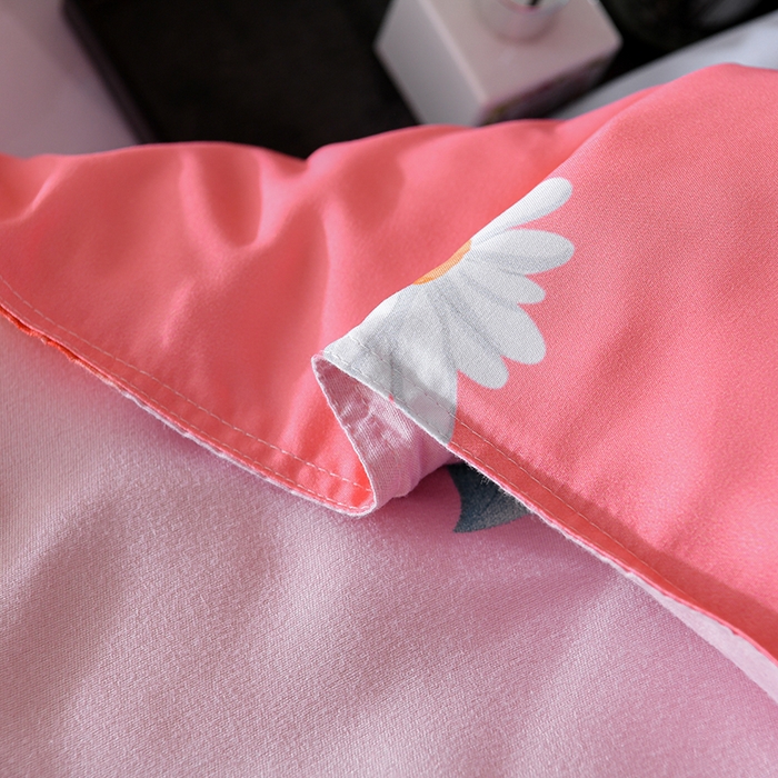 91家纺网 家纺一手货源 找家纺 文黛家居 2025新款-植物羊绒大版花四件套 雏菊花