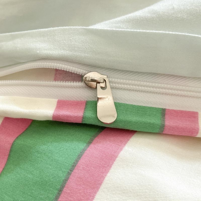 91家纺网 家纺一手货源 找家纺 泽西家纺+V17798841158发大图 2025新品全棉毛巾绣多巴胺条纹纯棉四件套三件套 小象贝格-水绿