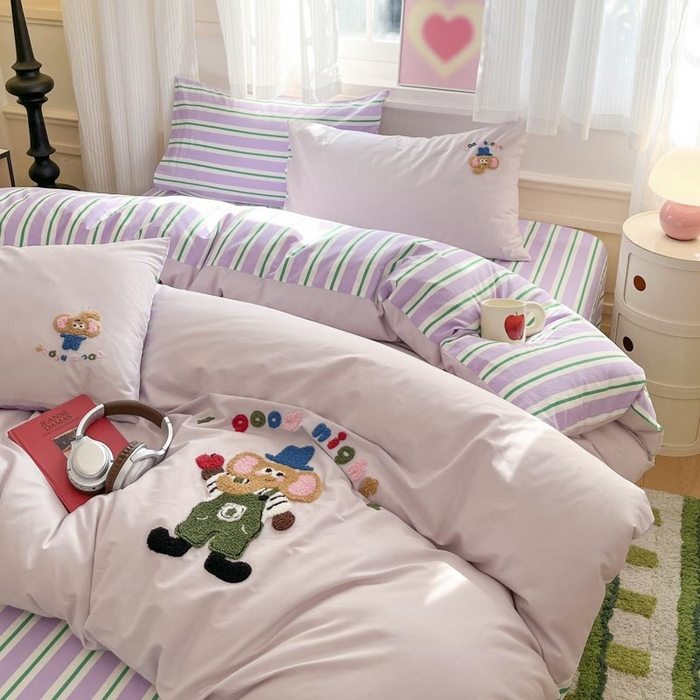 91家纺网 家纺一手货源 找家纺 泽西家纺+V17798841158发大图 2025新品全棉毛巾绣多巴胺条纹纯棉四件套三件套 小象贝格-芋紫