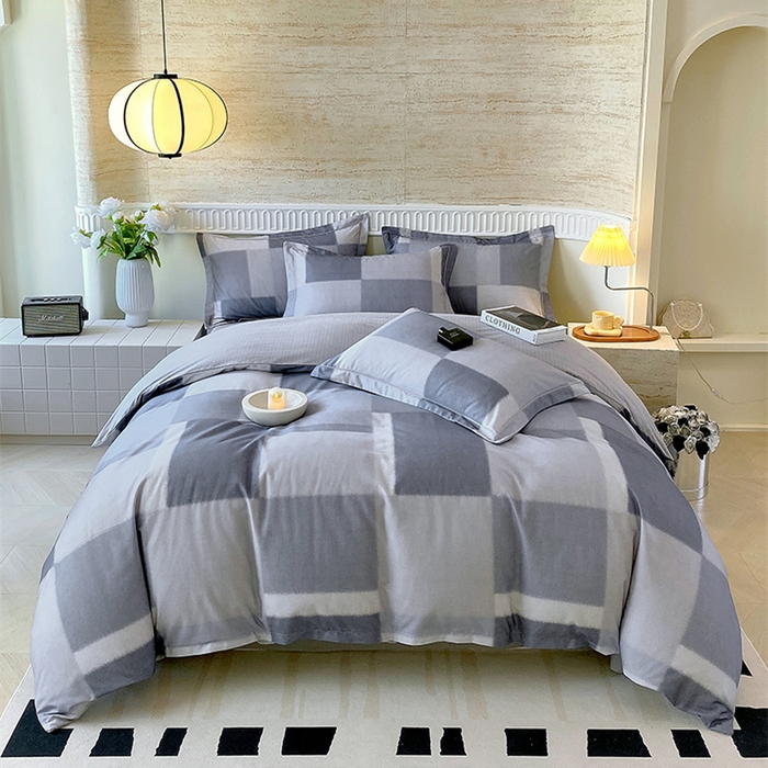 91家纺网 家纺一手货源 找家纺 悦织湾家纺 2025新款100%全棉磨毛四件套加厚加密喷气织造纯棉床上用品印花卡通小清新 克洛伊灰