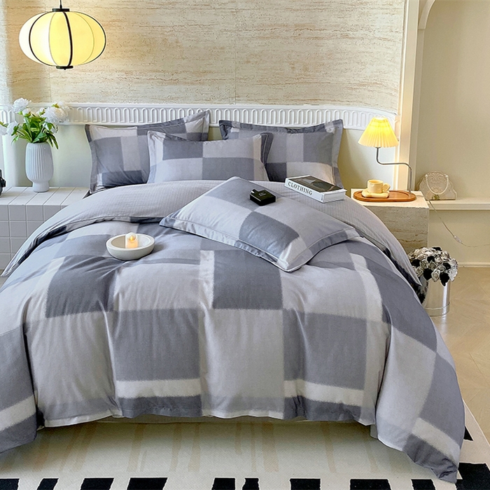 91家纺网 家纺一手货源 找家纺 悦织湾家纺 2025新款100%全棉磨毛四件套加厚加密喷气织造纯棉床上用品印花卡通小清新 克洛伊灰