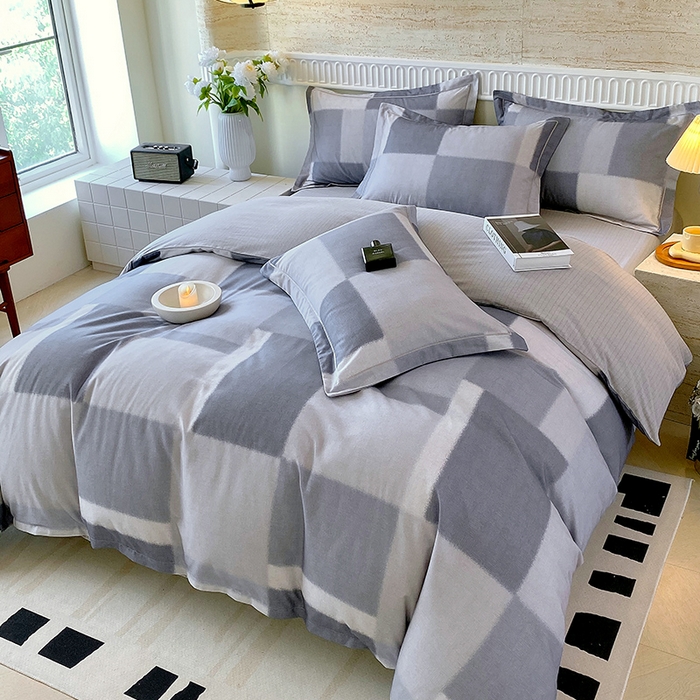 91家纺网 家纺一手货源 找家纺 悦织湾家纺 2025新款100%全棉磨毛四件套加厚加密喷气织造纯棉床上用品印花卡通小清新 克洛伊灰