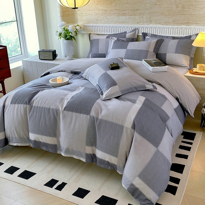 91家纺网 家纺一手货源 找家纺 悦织湾家纺 2025新款100%全棉磨毛四件套加厚加密喷气织造纯棉床上用品印花卡通小清新 克洛伊灰