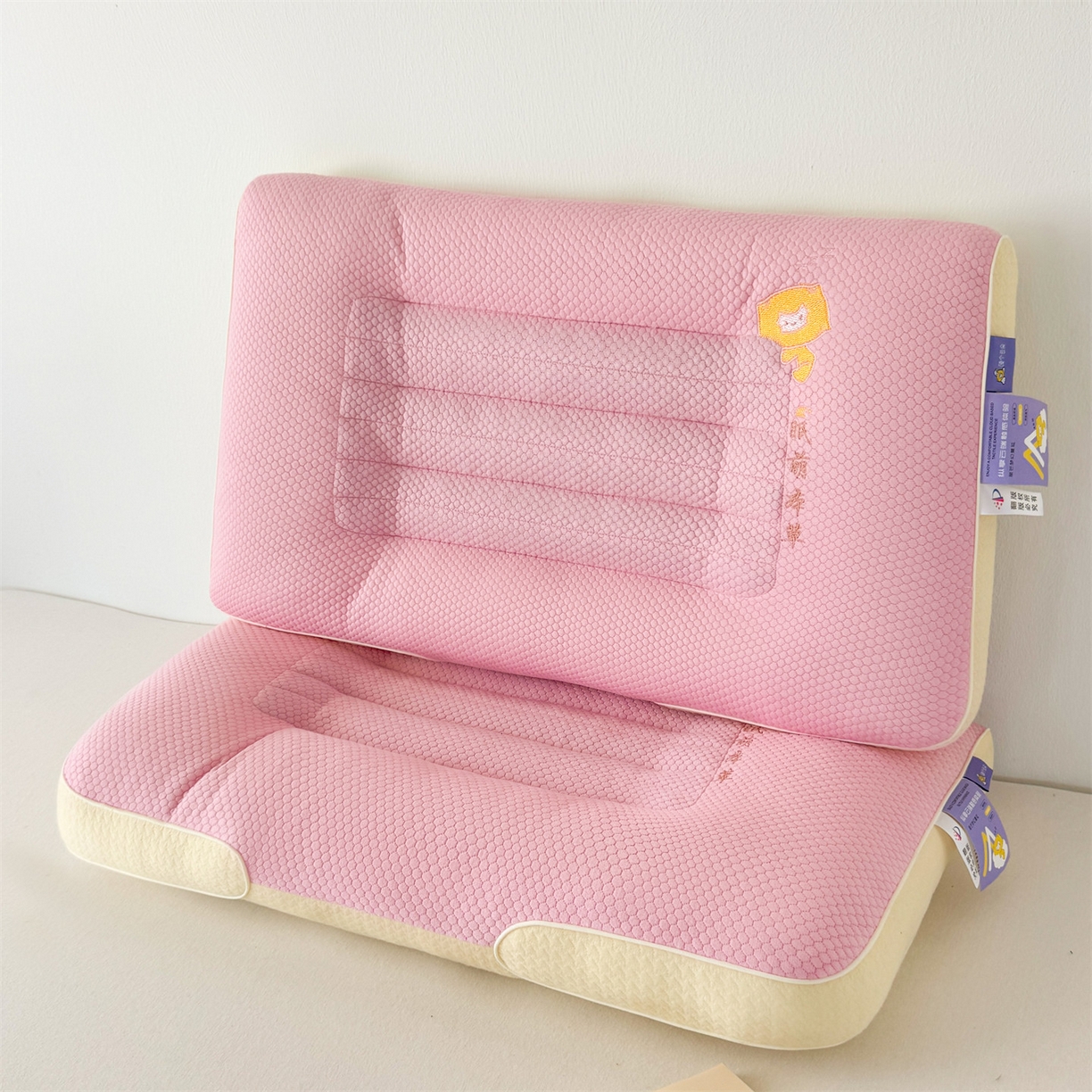 91家纺网 家纺一手货源 找家纺 麦肯锡 2025新款眠萌草本决明子护颈枕枕头枕芯单枕芯 粉色 48x74cm单枕/只