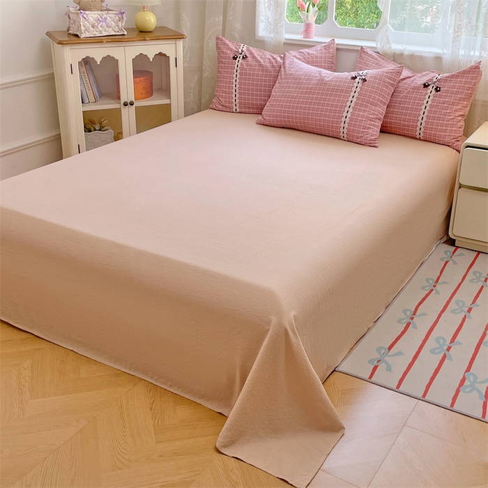 91家纺网 家纺一手货源 找家纺 梦舒羽2025新款双层纱蕾丝花边四件套学生宿舍床单款床上用品四件套  蕾丝花边-落日红格