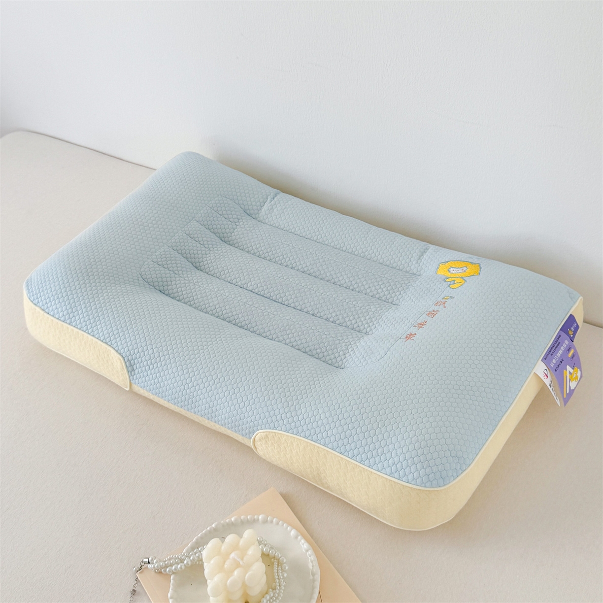 91家纺网 家纺一手货源 找家纺 麦肯锡 2025新款眠萌草本决明子护颈枕枕头枕芯单枕芯 蓝色 48x74cm单枕/只