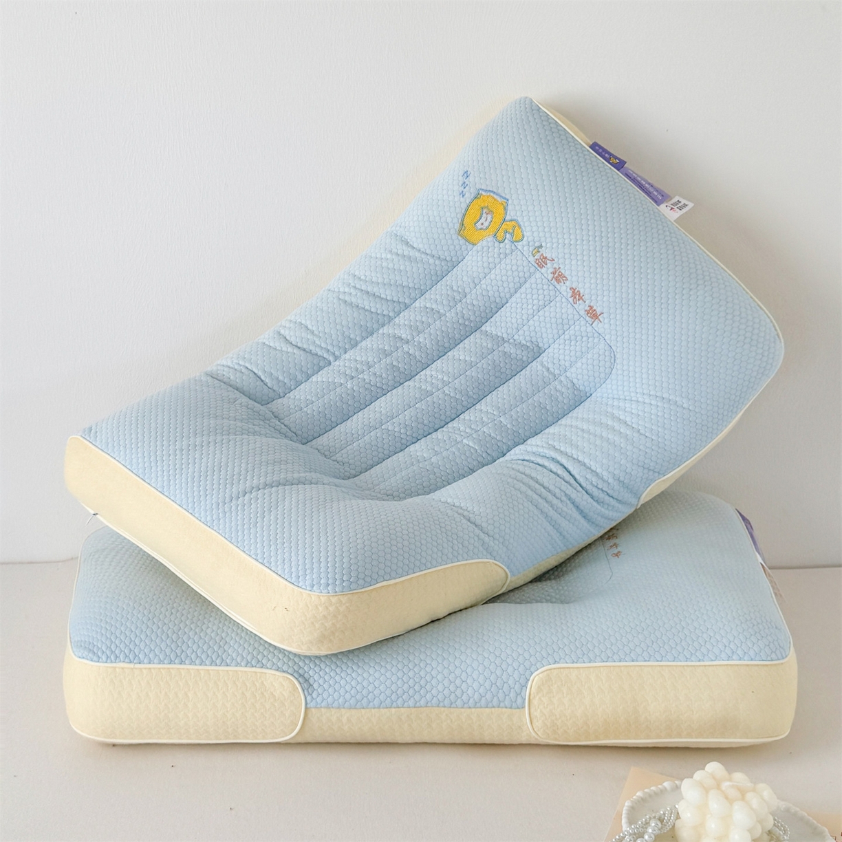 91家纺网 家纺一手货源 找家纺 麦肯锡 2025新款眠萌草本决明子护颈枕枕头枕芯单枕芯 蓝色 48x74cm单枕/只