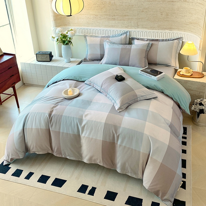 91家纺网 家纺一手货源 找家纺 悦织湾家纺 2025新款100%全棉磨毛四件套加厚加密喷气织造纯棉床上用品印花卡通小清新 马丁蓝