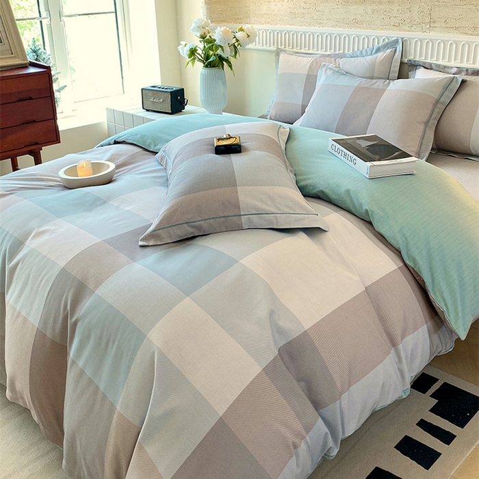 91家纺网 家纺一手货源 找家纺 悦织湾家纺 2025新款100%全棉磨毛四件套加厚加密喷气织造纯棉床上用品印花卡通小清新 马丁蓝