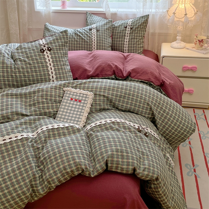 91家纺网 家纺一手货源 找家纺 梦舒羽2025新款双层纱蕾丝花边四件套学生宿舍床单款床上用品四件套  蕾丝花边-简兮绿格