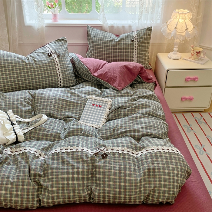 91家纺网 家纺一手货源 找家纺 梦舒羽2025新款双层纱蕾丝花边四件套学生宿舍床单款床上用品四件套  蕾丝花边-简兮绿格