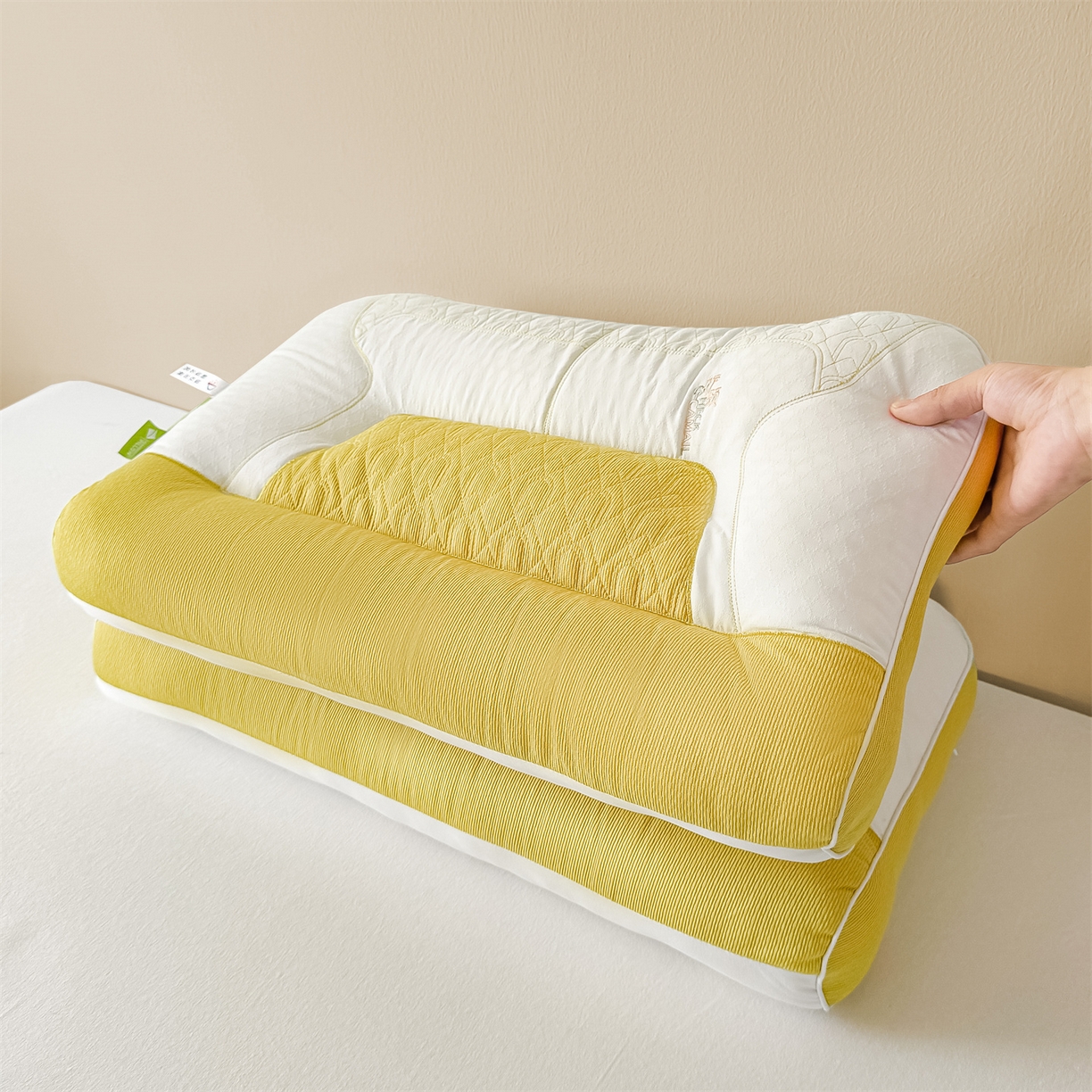 91家纺网 家纺一手货源 找家纺 （总）麦肯锡 2025新款spa护颈牵引枕枕头枕芯单枕芯