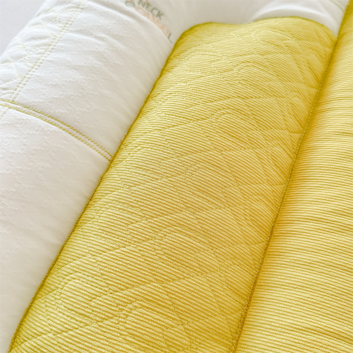 91家纺网 家纺一手货源 找家纺 （总）麦肯锡 2025新款spa护颈牵引枕枕头枕芯单枕芯