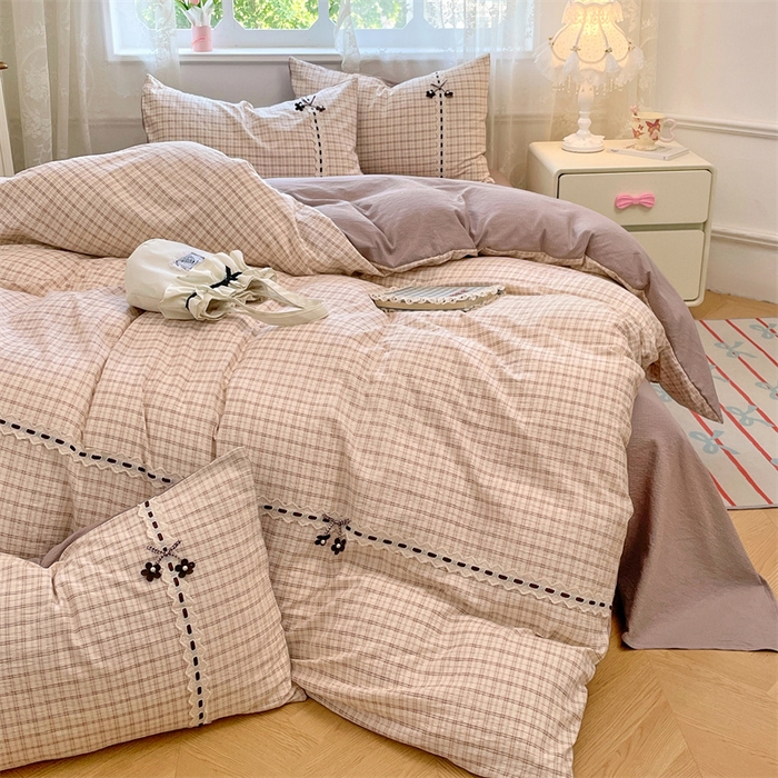 91家纺网 家纺一手货源 找家纺 梦舒羽2025新款双层纱蕾丝花边四件套学生宿舍床单款床上用品四件套  蕾丝花边-可可咖格