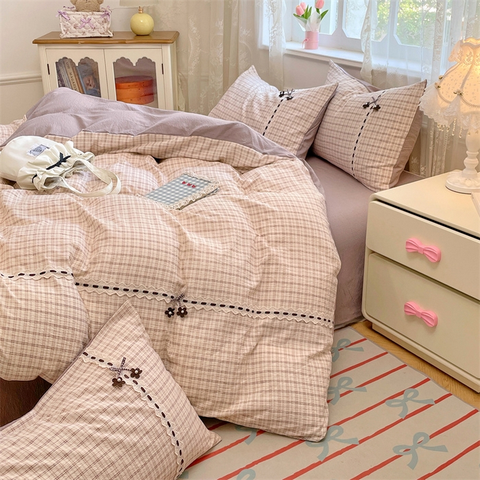 91家纺网 家纺一手货源 找家纺 梦舒羽2025新款双层纱蕾丝花边四件套学生宿舍床单款床上用品四件套  蕾丝花边-可可咖格