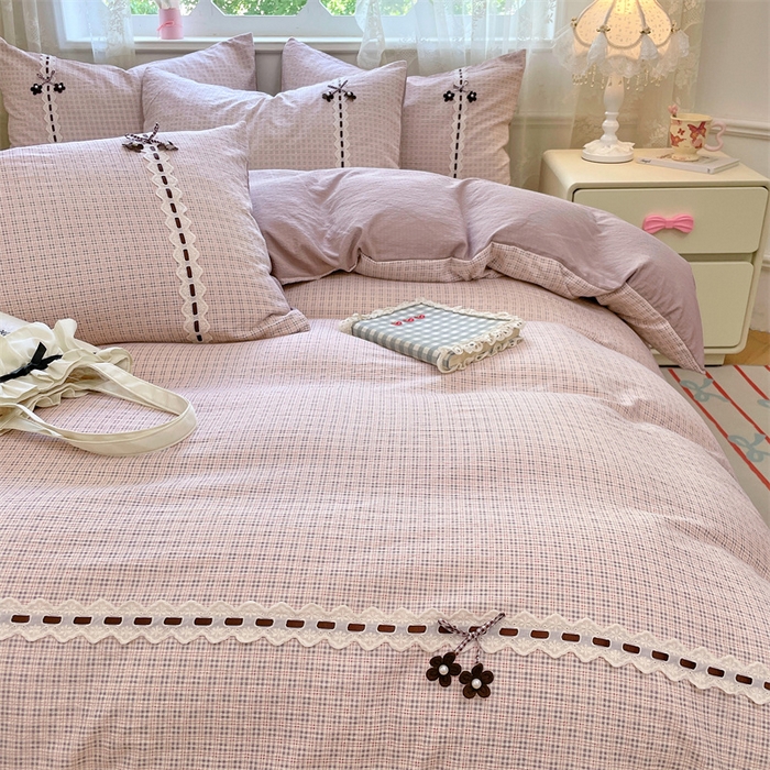 91家纺网 家纺一手货源 找家纺 梦舒羽2025新款双层纱蕾丝花边四件套学生宿舍床单款床上用品四件套  蕾丝花边-莱茵粉格