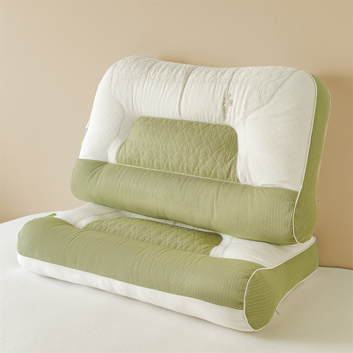 91家纺网 家纺一手货源 找家纺 麦肯锡 2025新款spa护颈牵引枕枕头枕芯单枕芯 绿色 48x74cm单枕/只