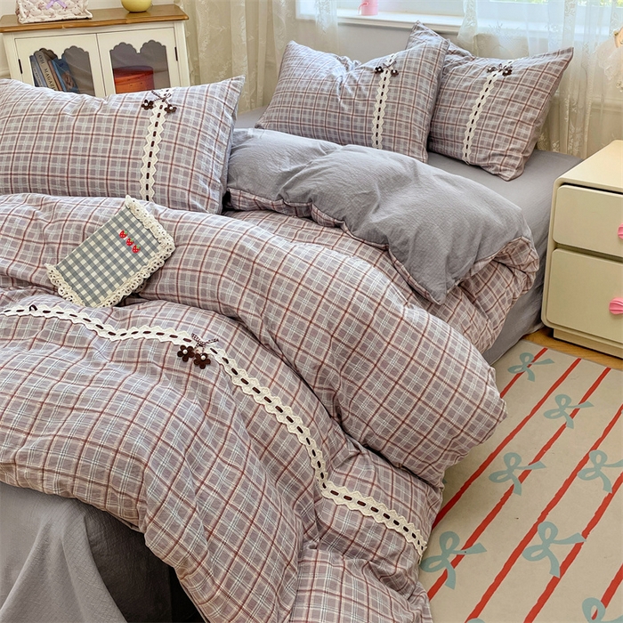 91家纺网 家纺一手货源 找家纺 梦舒羽2025新款双层纱蕾丝花边四件套学生宿舍床单款床上用品四件套  蕾丝花边-洛卡深灰